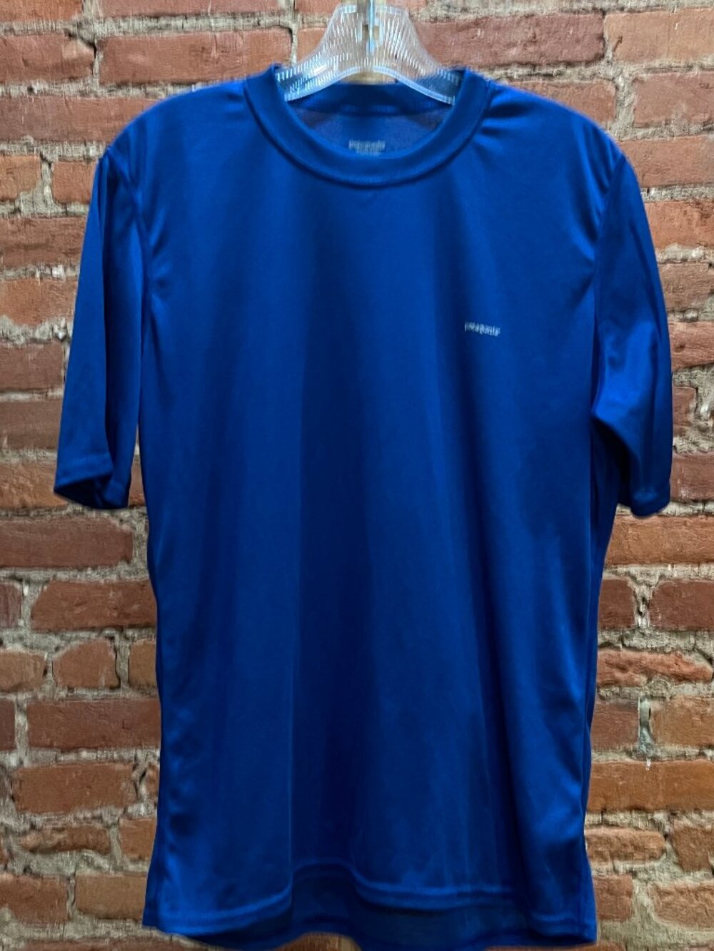 Patagonia Capilene Short Sleeve Tee in Royal Blue Size L